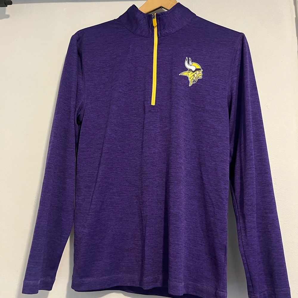 Women’s NFL Vikings Purple Quarter-Zip Pullover with Logo. Size Small.